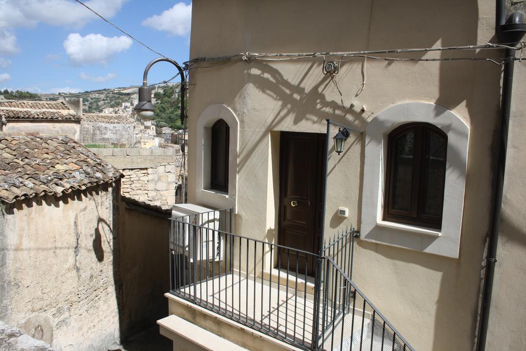 Appartamento Il Cappero Modica Bagian luar foto